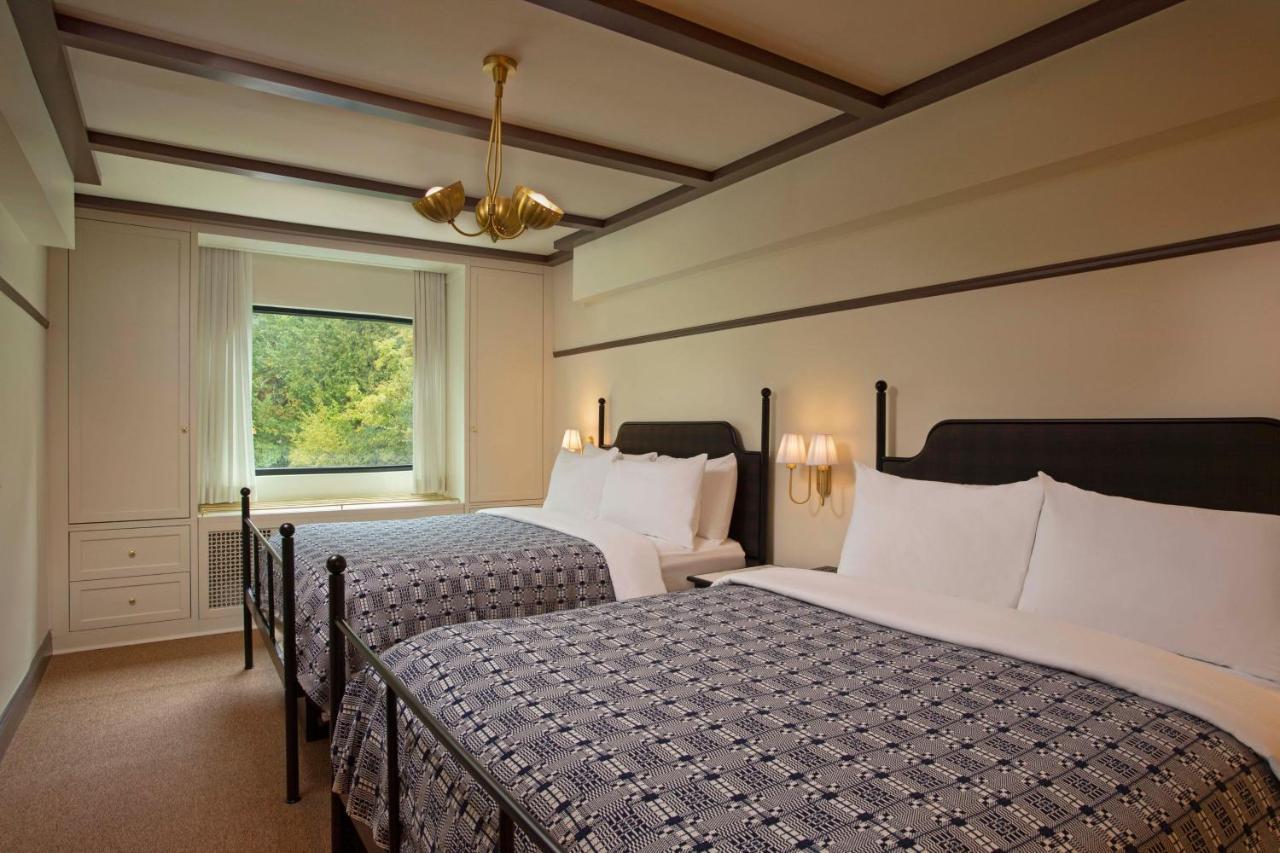 Grand Adirondack Hotel, Lake Placid, A Tribute Portfolio Hotel Extérieur photo